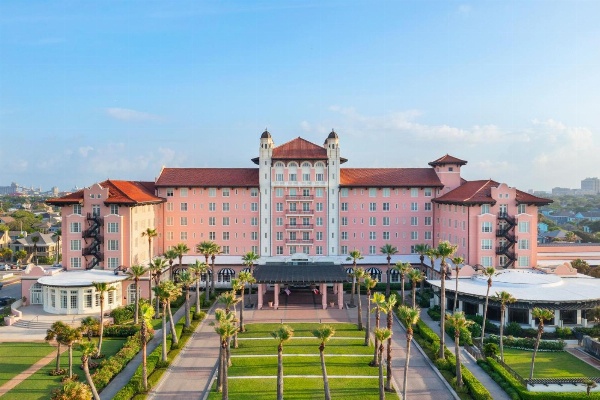 Grand Galvez Resort, Autograph Collection image 1