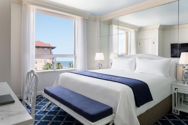 Grand Galvez Resort, Autograph Collection image 19