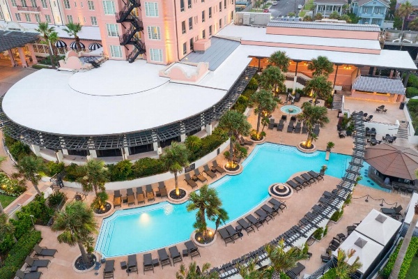 Grand Galvez Resort, Autograph Collection image 5